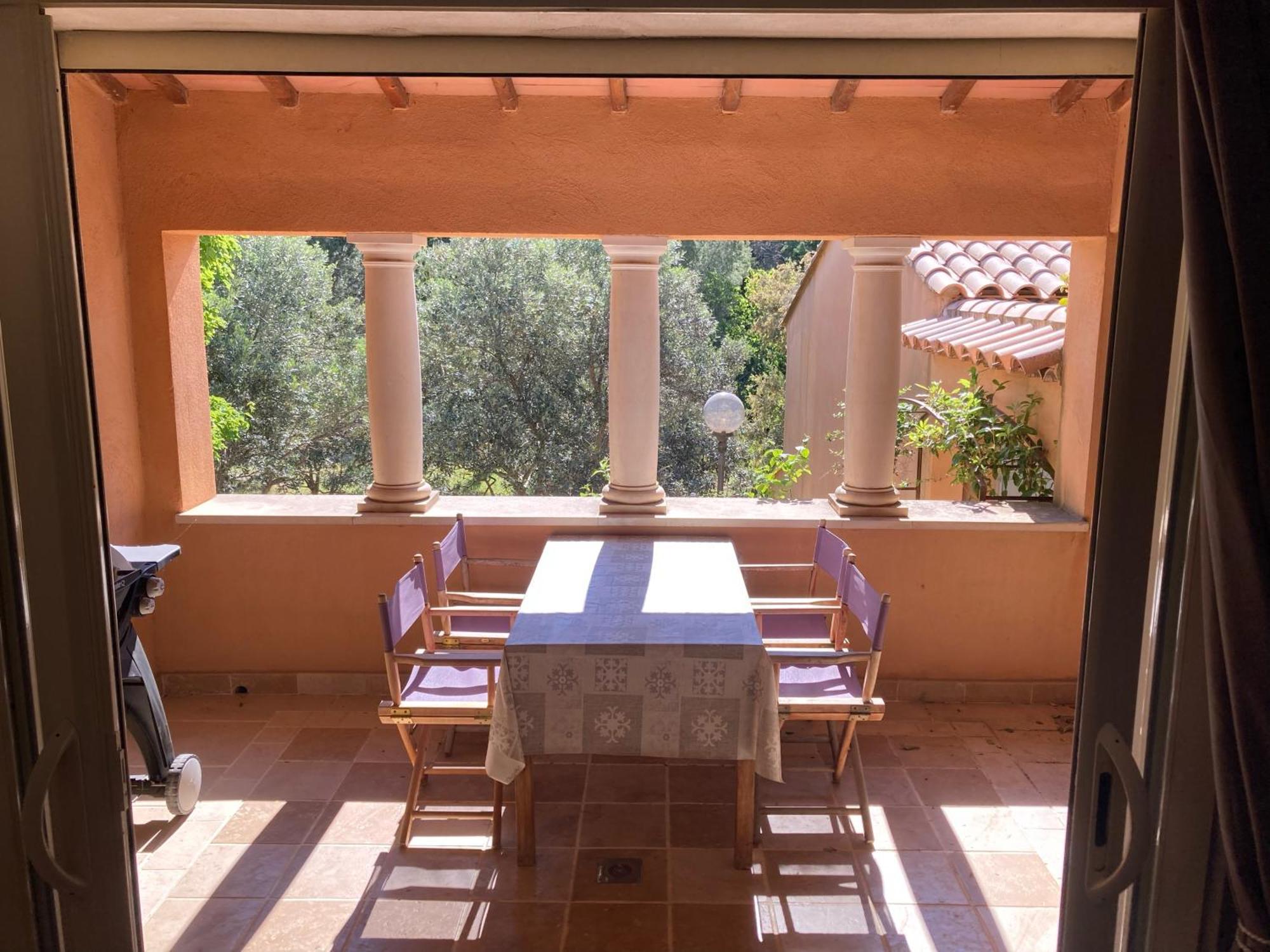 Appartement Le Patio à Laouque Extérieur photo